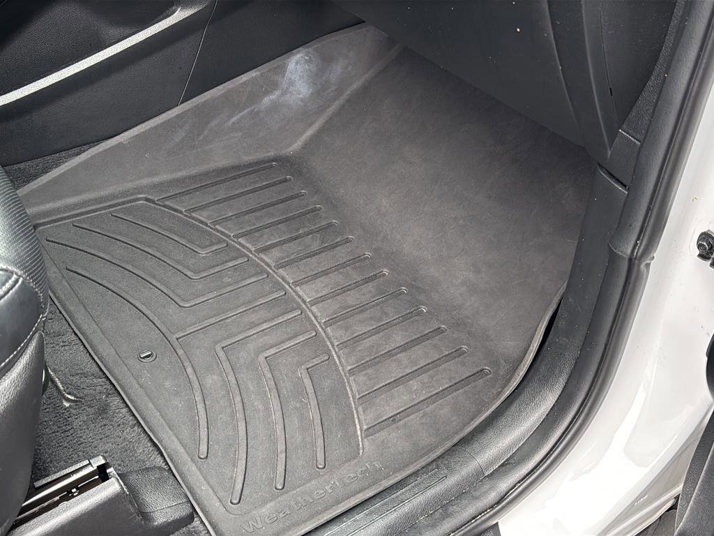 Used 2023 Kia Telluride LX image 39