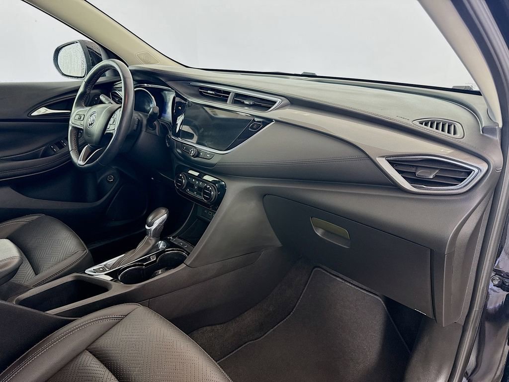 Used 2022 Buick Encore GX Essence FWD image 26