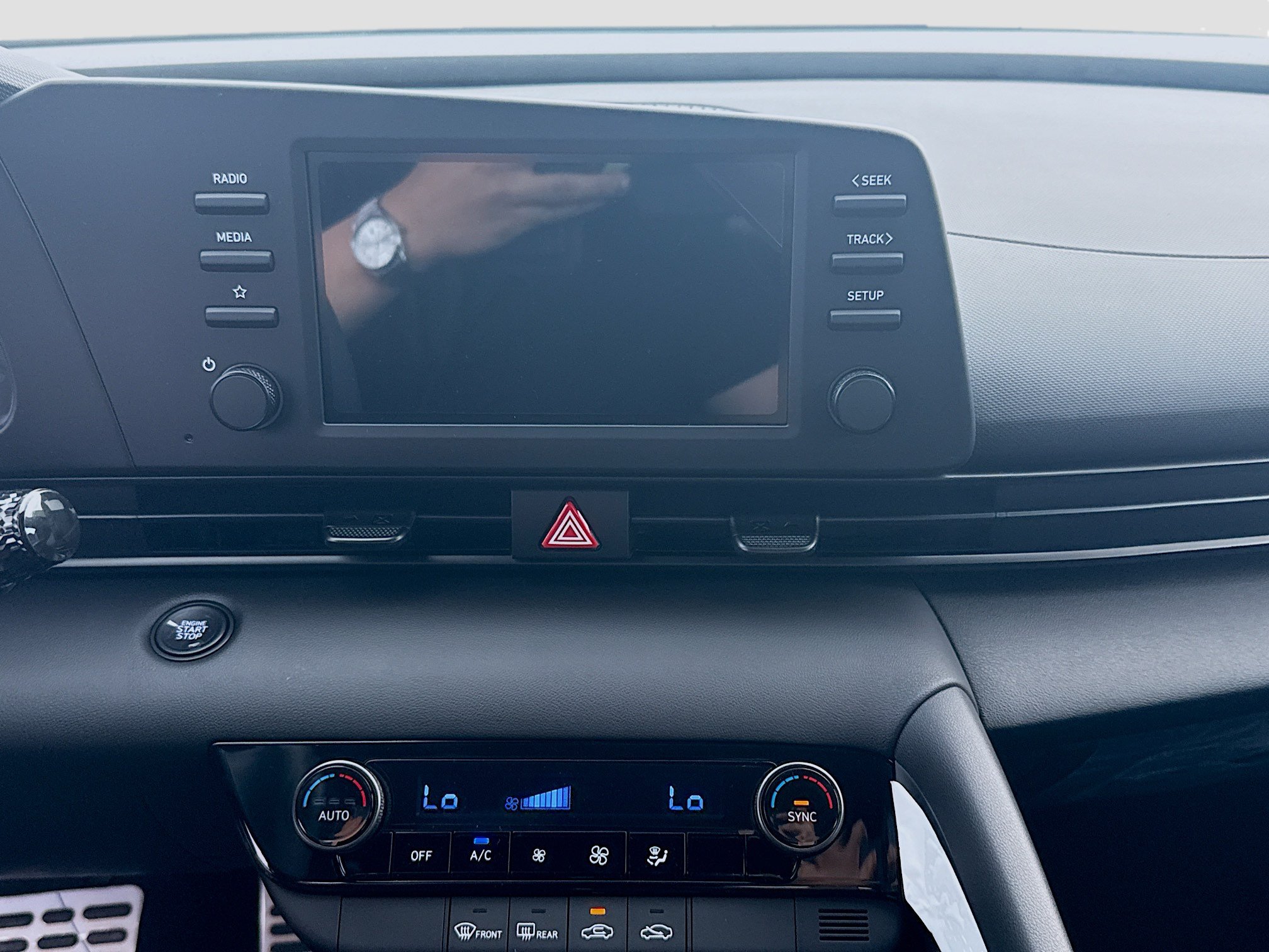 New 2026 Hyundai Elantra Sport FWD image 10