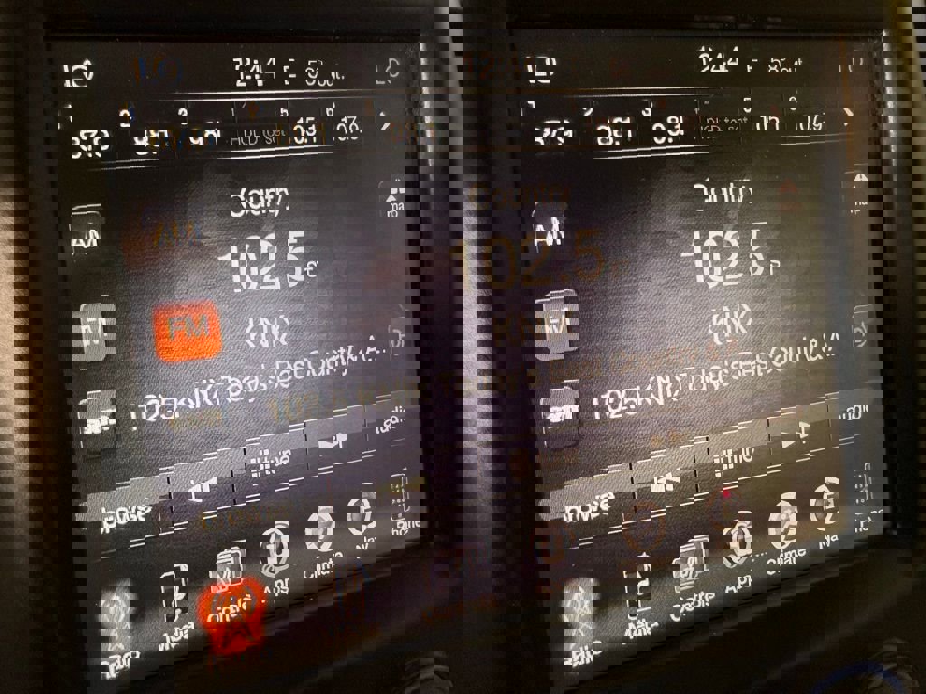 Used 2016 RAM 2500 Laramie w/ Convenience Group AWD/4WD image 29