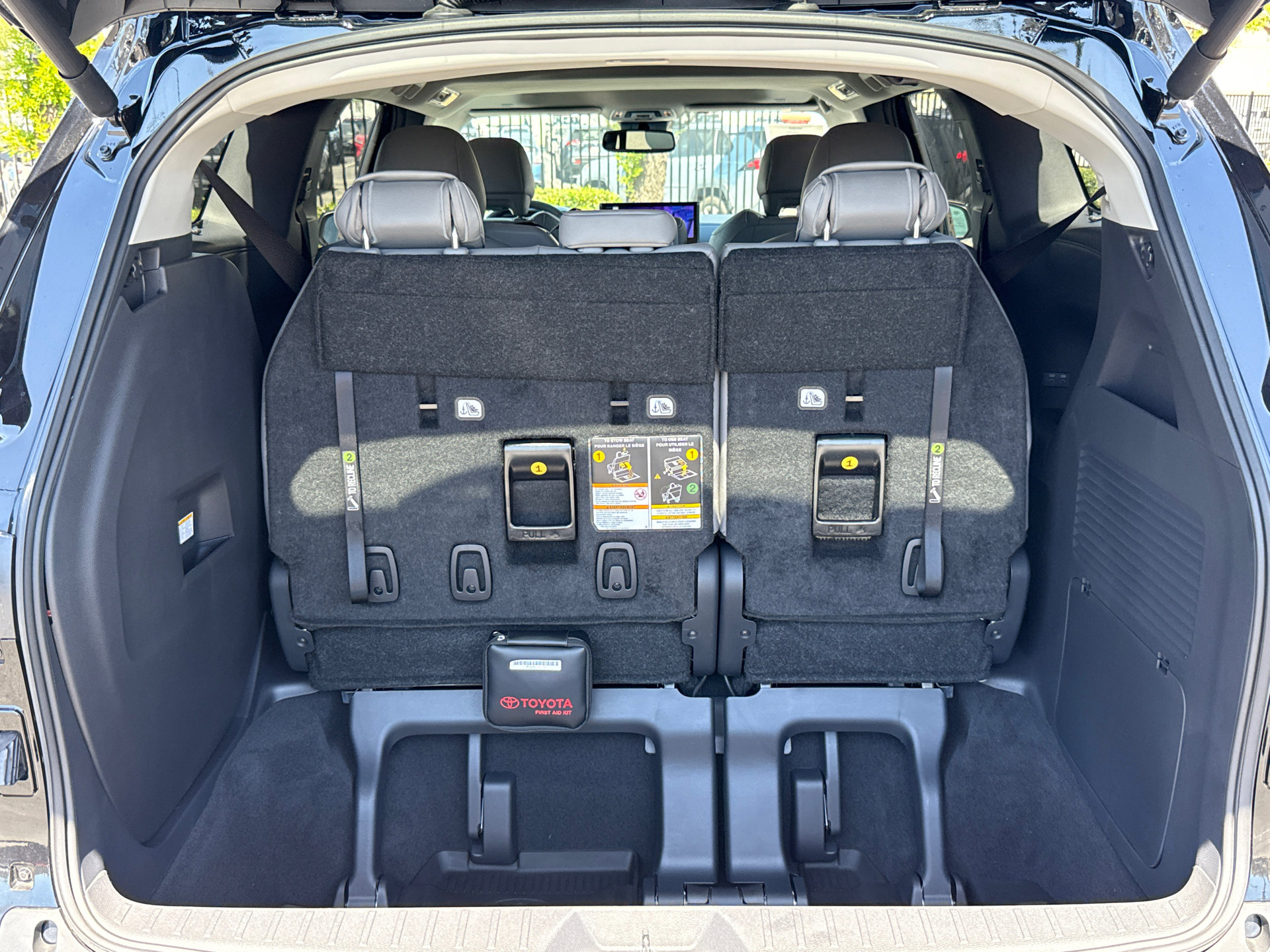 Certified 2026 Toyota Sienna XLE image 11