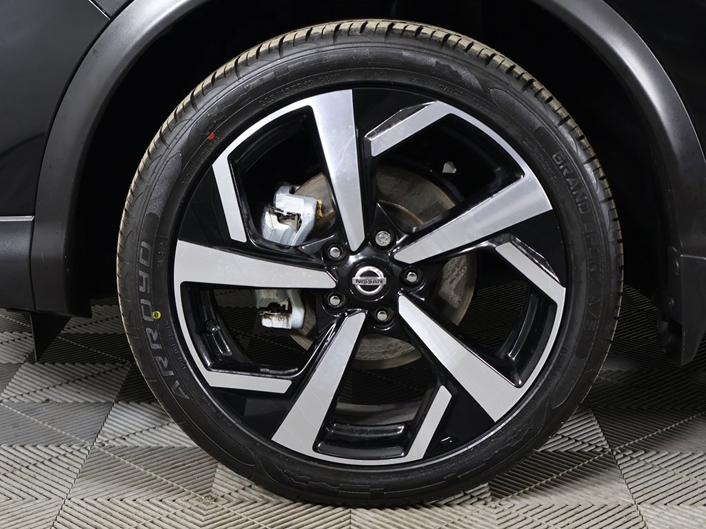 Used 2022 Nissan Rogue Sport SL w/ Premium Package image 24