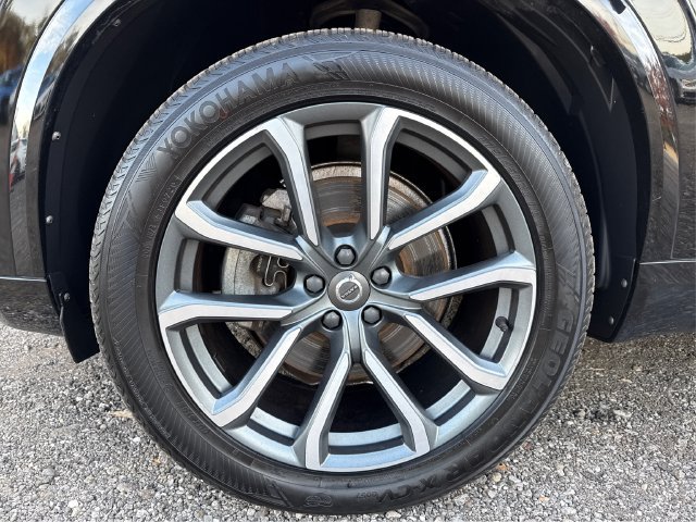 Used 2017 Volvo XC90 T6 Momentum w/ Vision Package AWD/4WD image 28