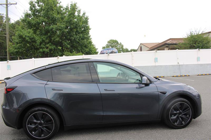 Used 2023 Tesla Model Y Long Range AWD/4WD image 8