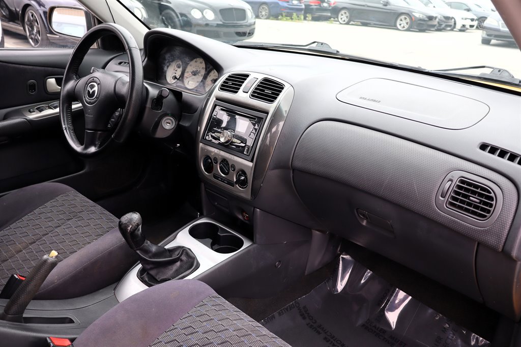 Used 2003 MAZDA Protege5 FWD image 17