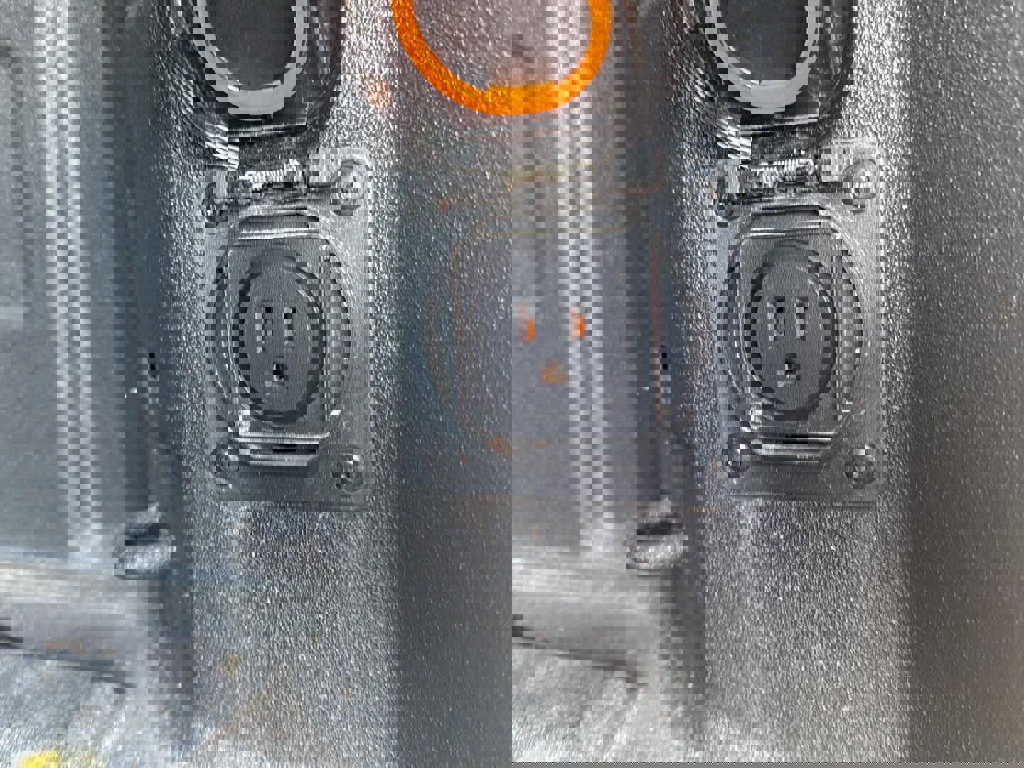 Used 2024 GMC Sierra 1500 AT4X image 7