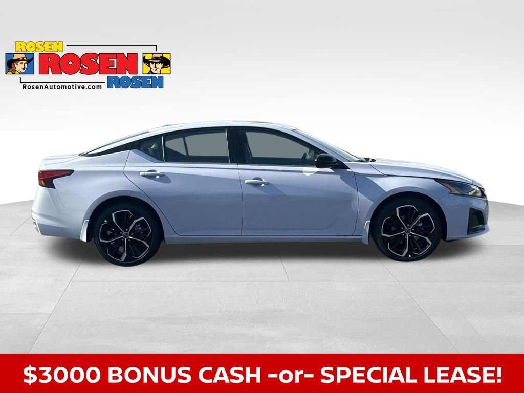 New 2025 Nissan Altima 2.5 SR w/ SR Premium Package image 6