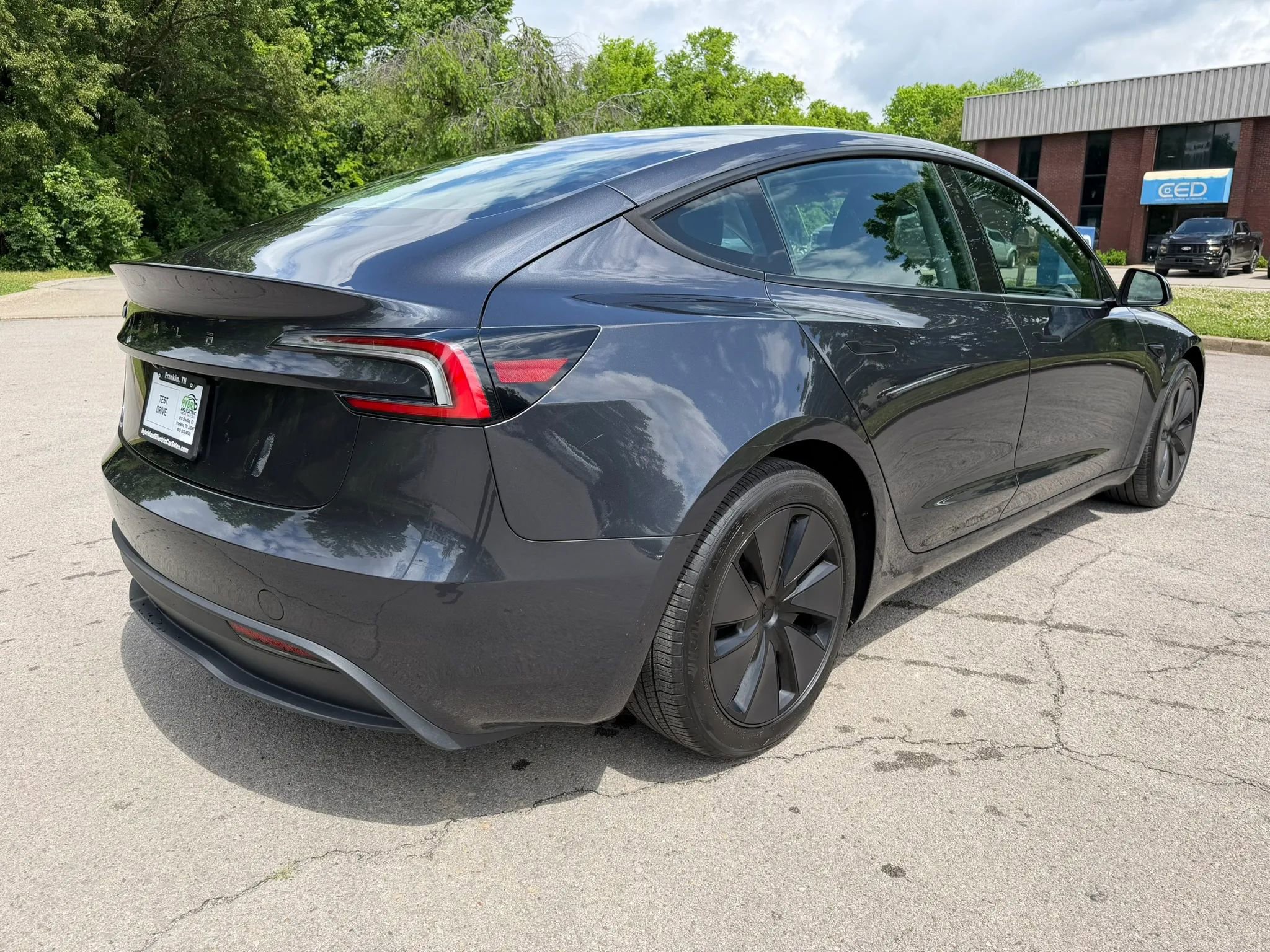 Used 2024 Tesla Model 3 Standard Range RWD image 7