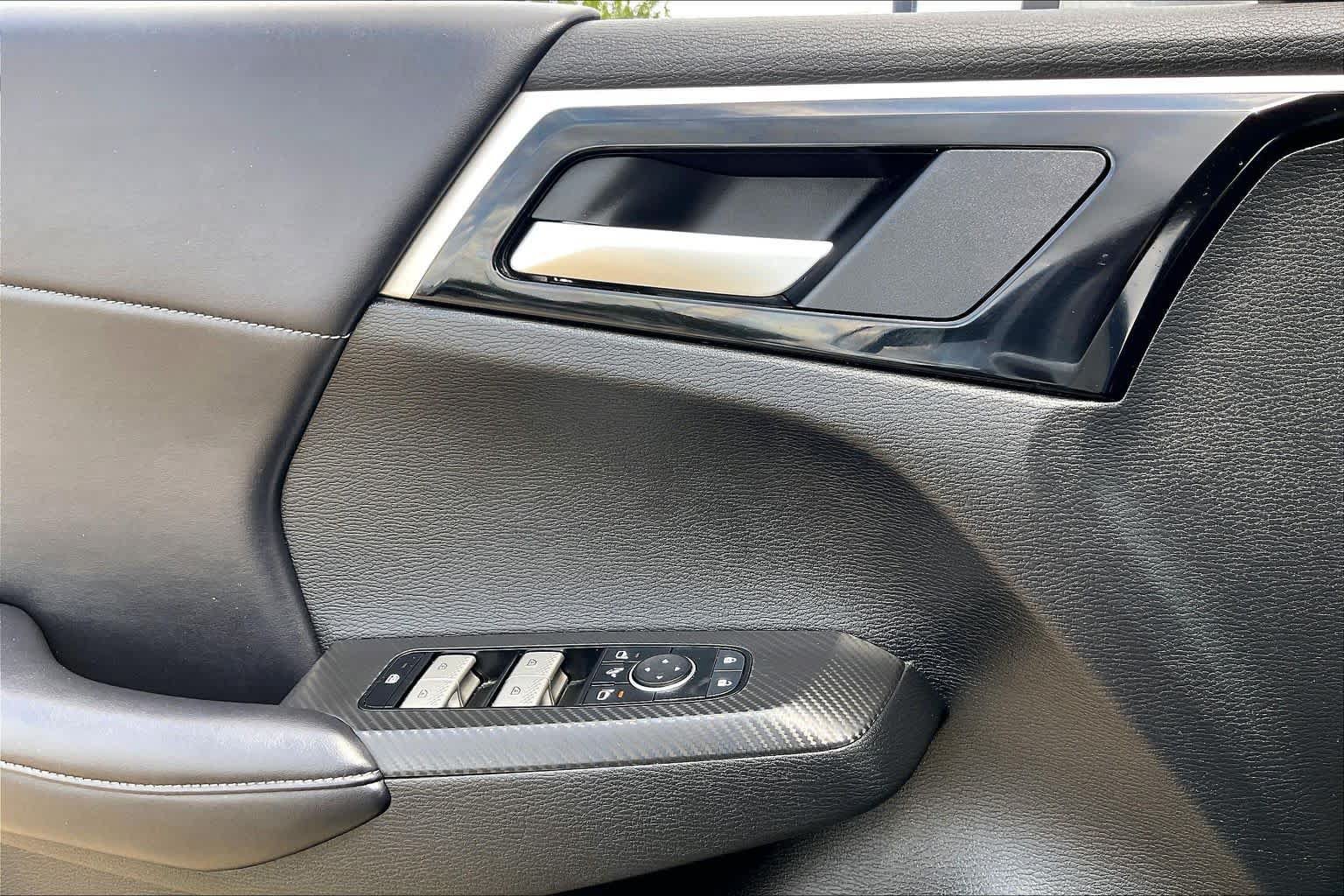Used 2024 Mitsubishi Outlander SE AWD/4WD image 28