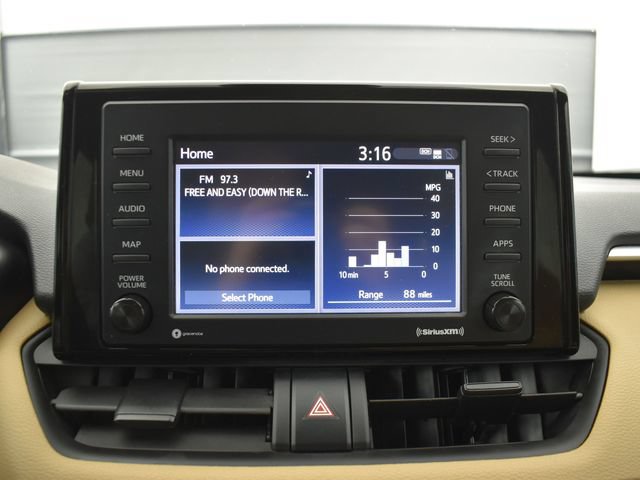 Used 2022 Toyota RAV4 LE FWD image 17