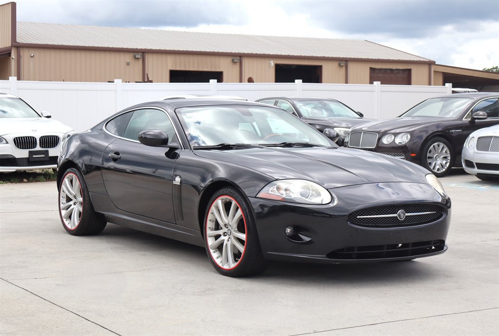 Used 2007 Jaguar XK Coupe RWD image 9