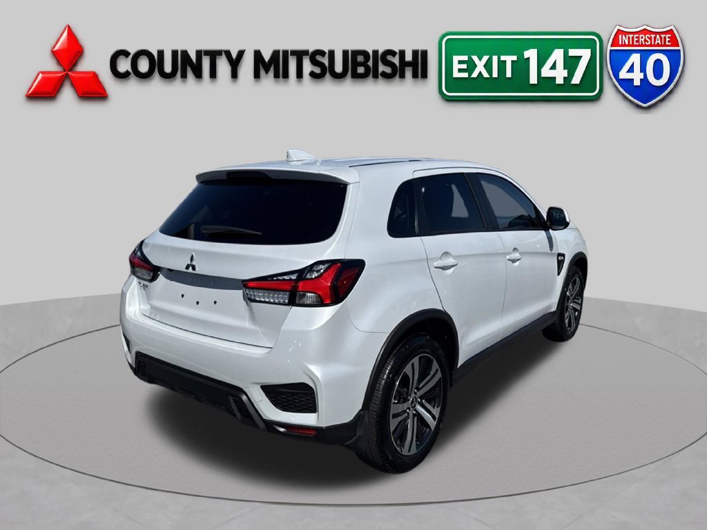 New 2027 Mitsubishi Outlander Sport ES FWD image 4