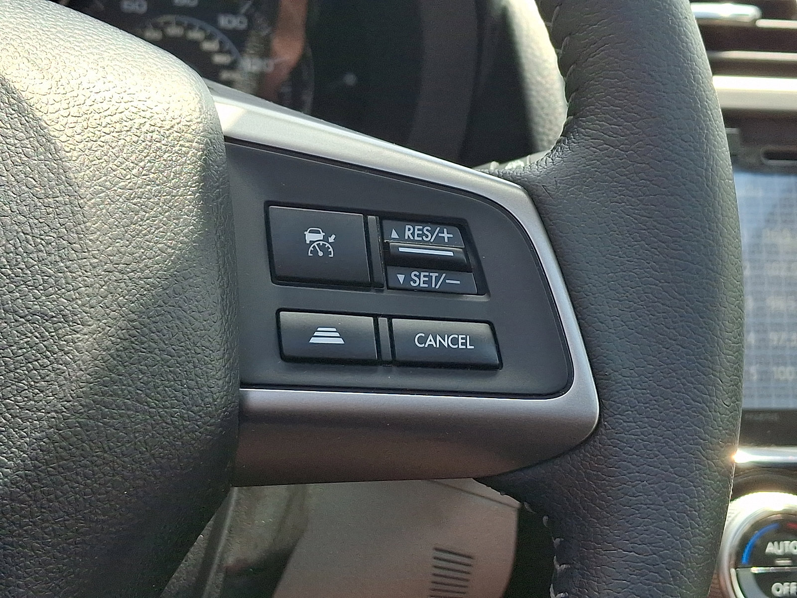 Used 2016 Subaru Forester 2.5i Touring w/ Eyesight & Navigation System AWD/4WD image 23