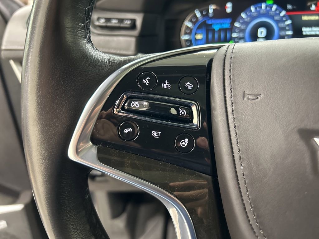 Used 2020 Cadillac Escalade Platinum image 16
