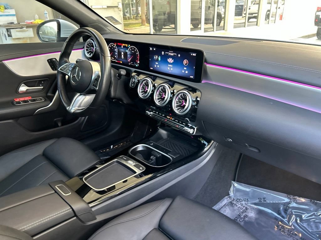 Used 2025 Mercedes-Benz CLA 250 image 24