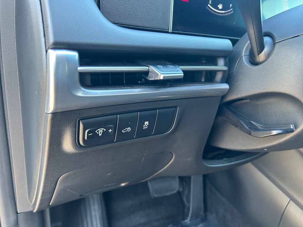 Used 2025 Hyundai Santa Cruz SEL image 21