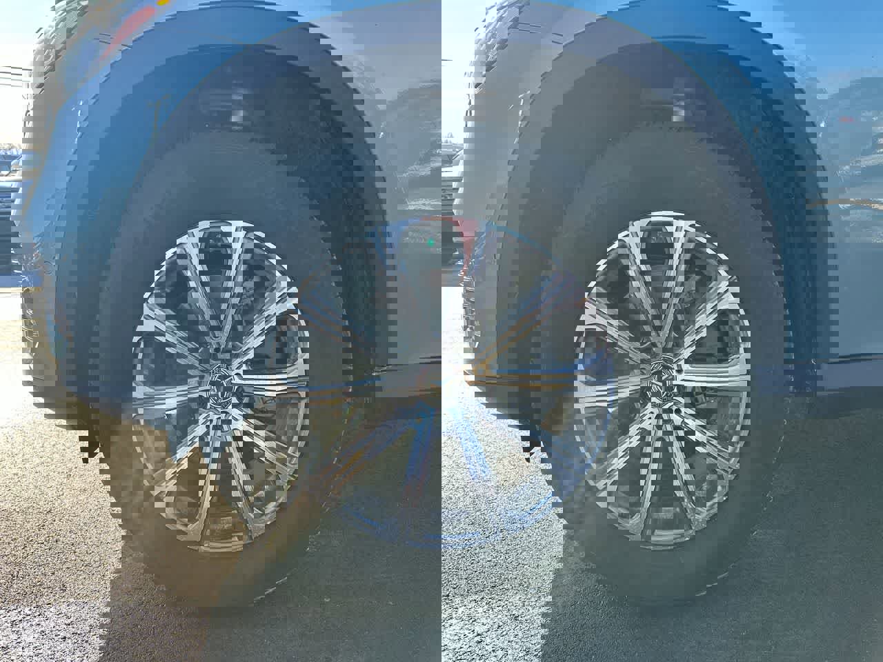 Used 2025 Mercedes-Benz GLC 300 4MATIC image 19