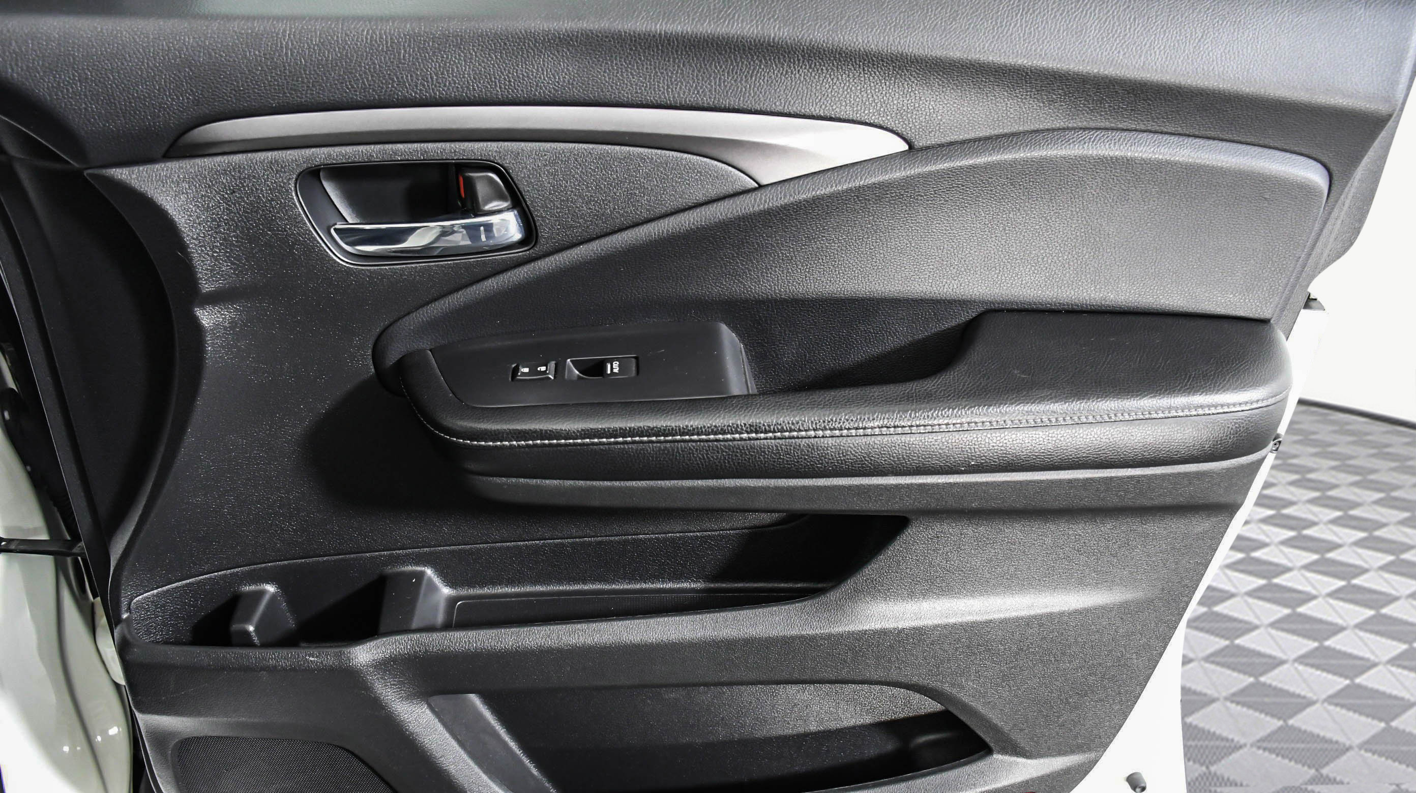 Used 2019 Honda Ridgeline Sport image 28