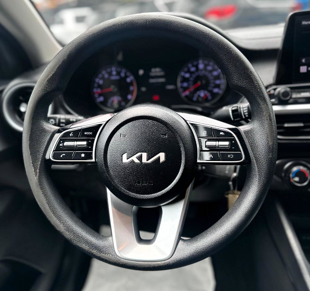 Used 2024 Kia Forte LXS FWD image 12