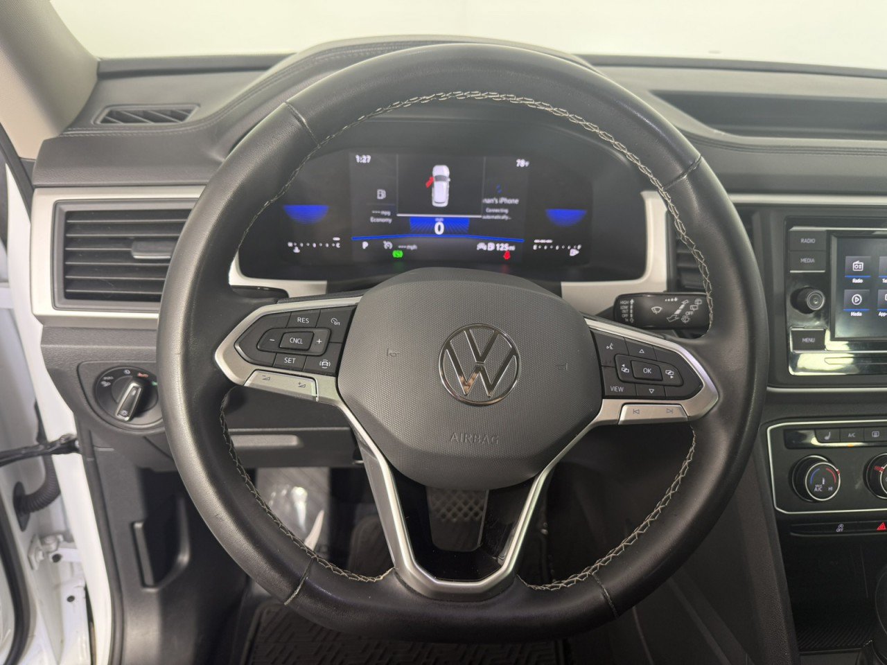 Used 2022 Volkswagen Atlas SE FWD image 23
