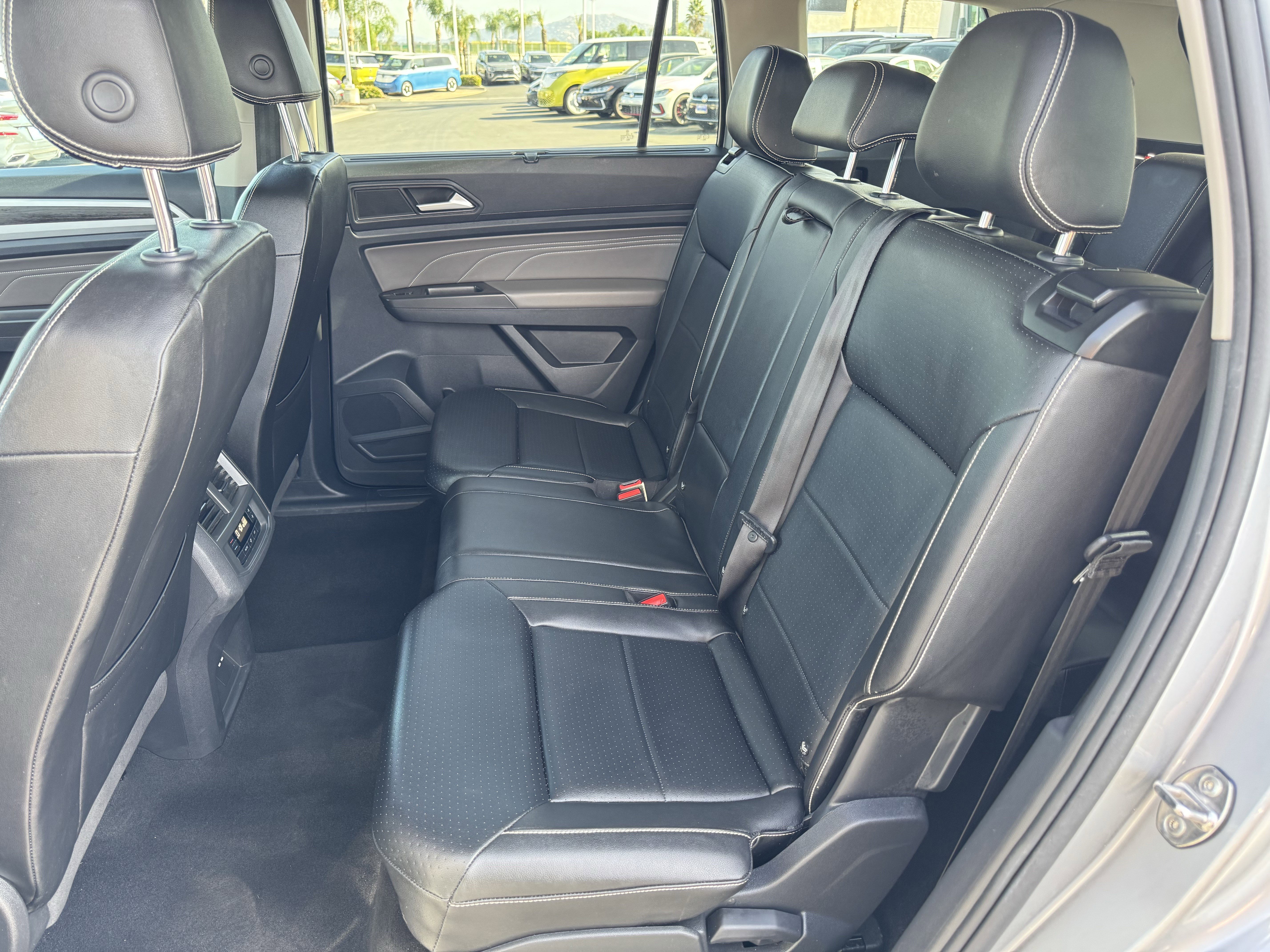 Certified 2022 Volkswagen Atlas SE w/ Panoramic Sunroof Package AWD/4WD image 34