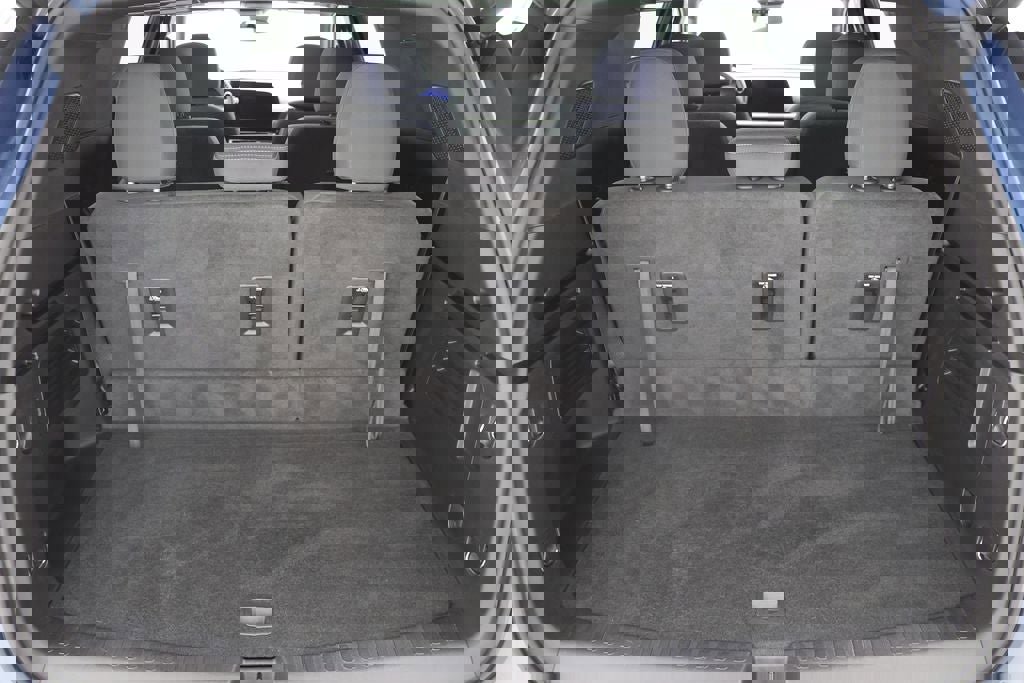 Used 2024 Chevrolet Traverse LT w/ Midnight/Sport Edition image 26