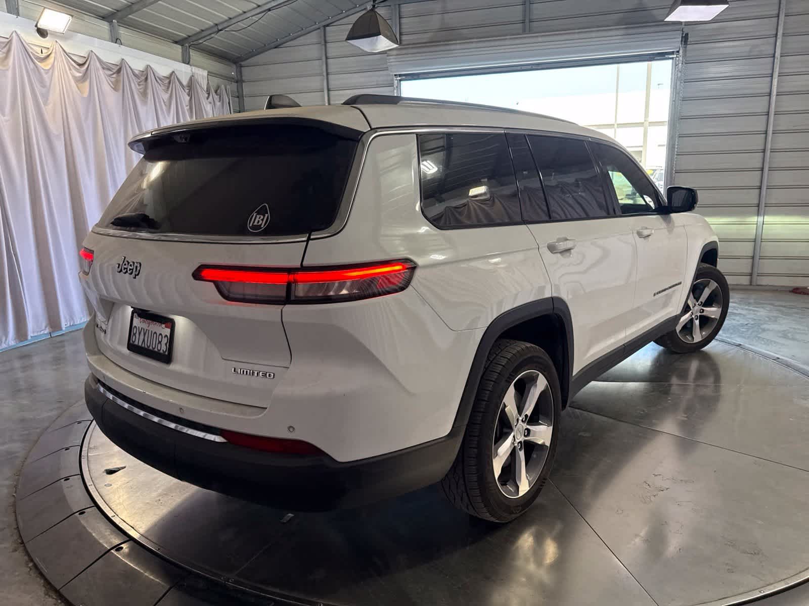 Used 2021 Jeep Grand Cherokee L Limited w/ Luxury Tech Group II AWD/4WD image 5