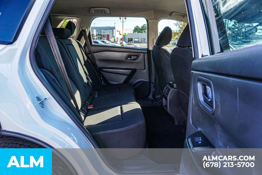 Used 2024 Nissan Rogue S image 22