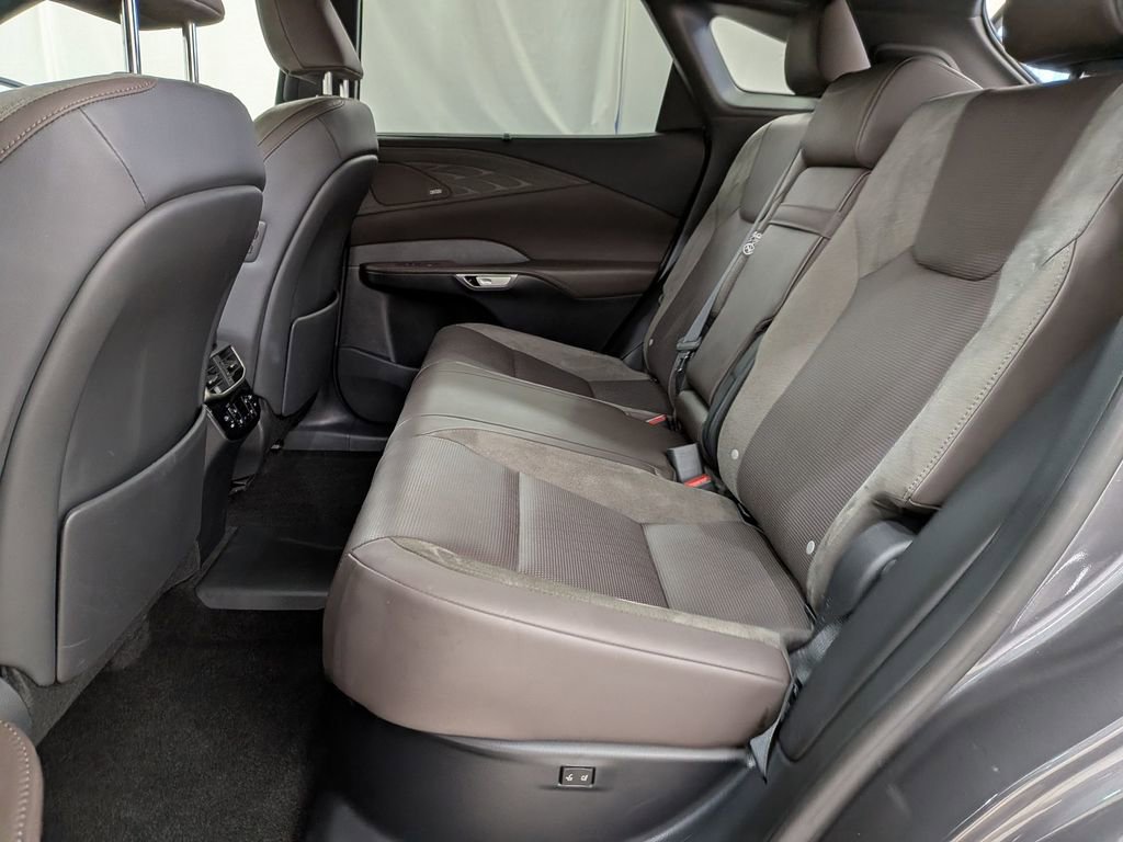 Certified 2024 Lexus RX 450h AWD w/ Convenience Package image 28