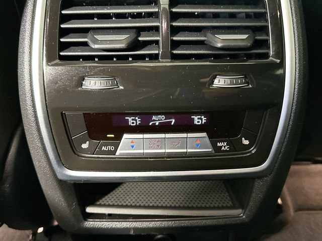 Used 2025 BMW X6 xDrive40i AWD/4WD image 27