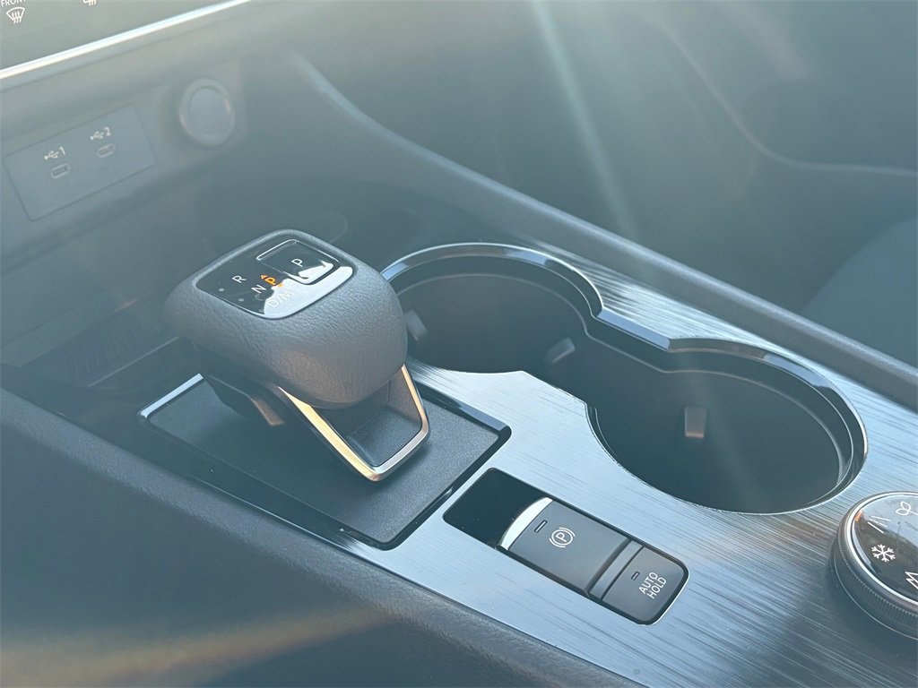 Certified 2025 Nissan Rogue S image 16