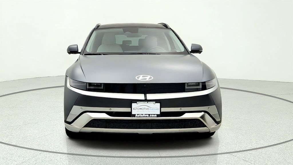 Used 2025 Hyundai Ioniq 5 Limited AWD/4WD image 2