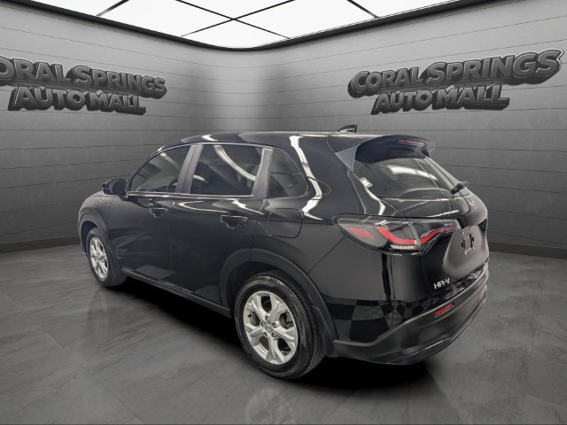 Used 2025 Honda HR-V LX image 5