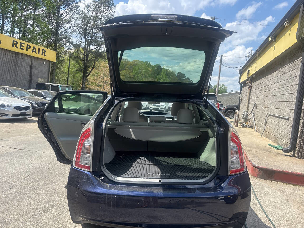 Used 2013 Toyota Prius Two image 13