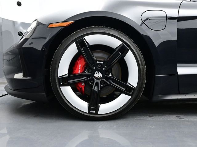 Used 2025 Porsche Taycan 4S image 6