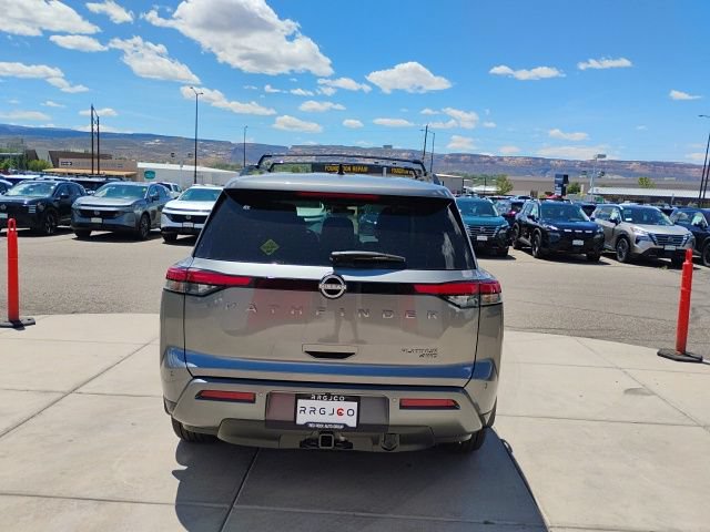 New 2026 Nissan Pathfinder Platinum AWD/4WD image 6