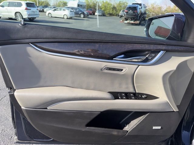 Used 2014 Cadillac XTS Premium image 11