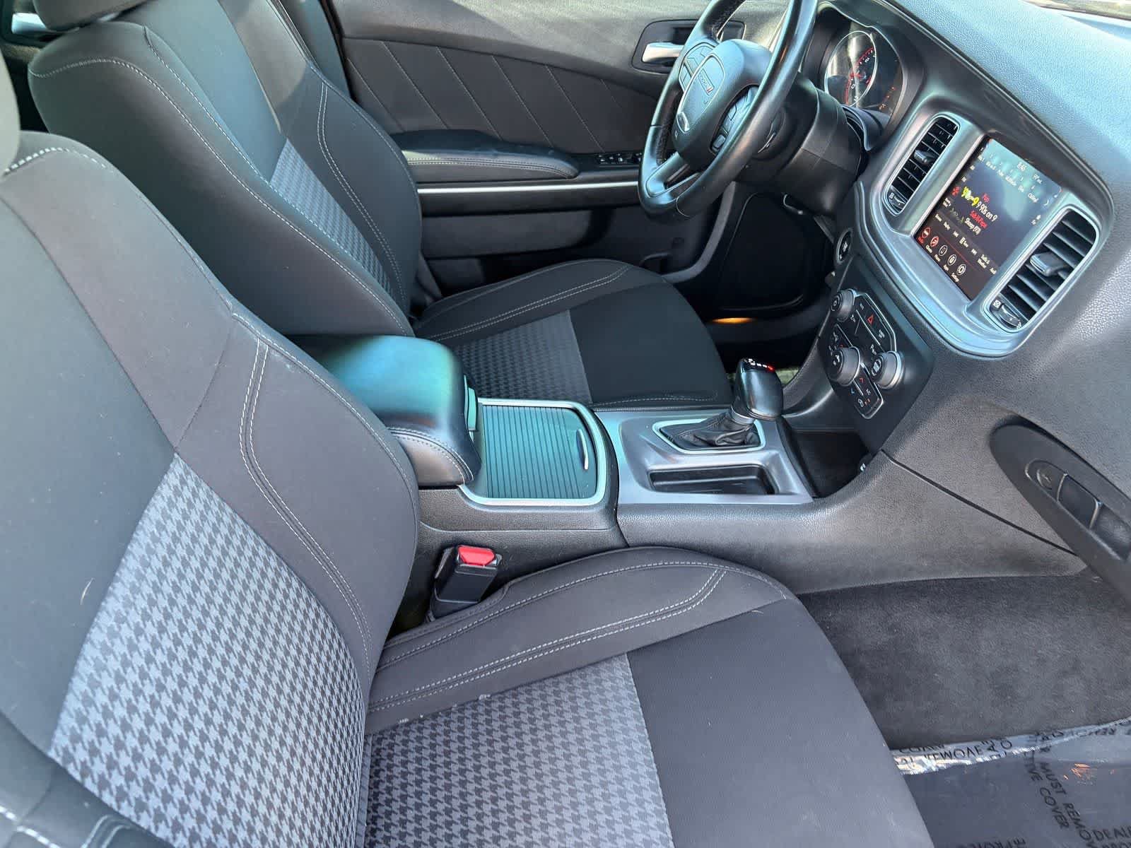 Used 2023 Dodge Charger SXT RWD image 10