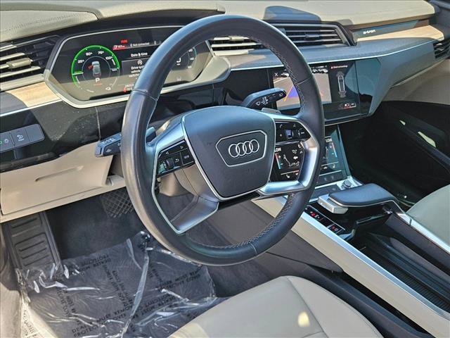 Used 2024 Audi Q8 e-tron Premium AWD/4WD image 10