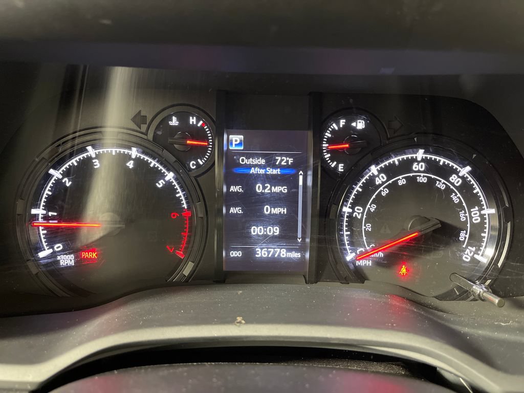 Used 2023 Toyota 4Runner SR5 Premium w/ Moonroof Package AWD/4WD image 20