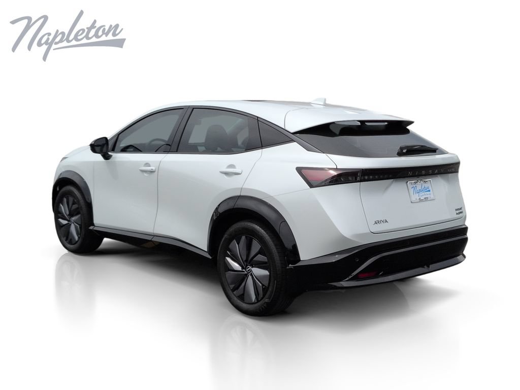 Used 2024 Nissan Ariya AWD image 3