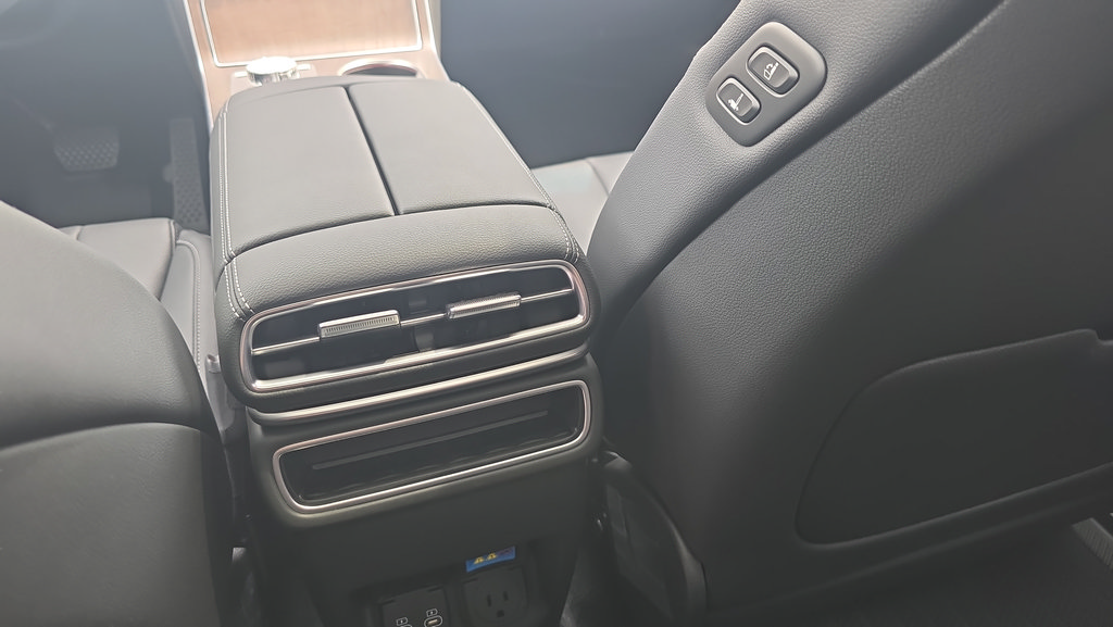 New 2026 Genesis GV80 2.5T Select AWD/4WD image 11