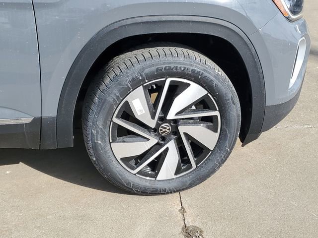 New 2026 Volkswagen Atlas SEL image 6