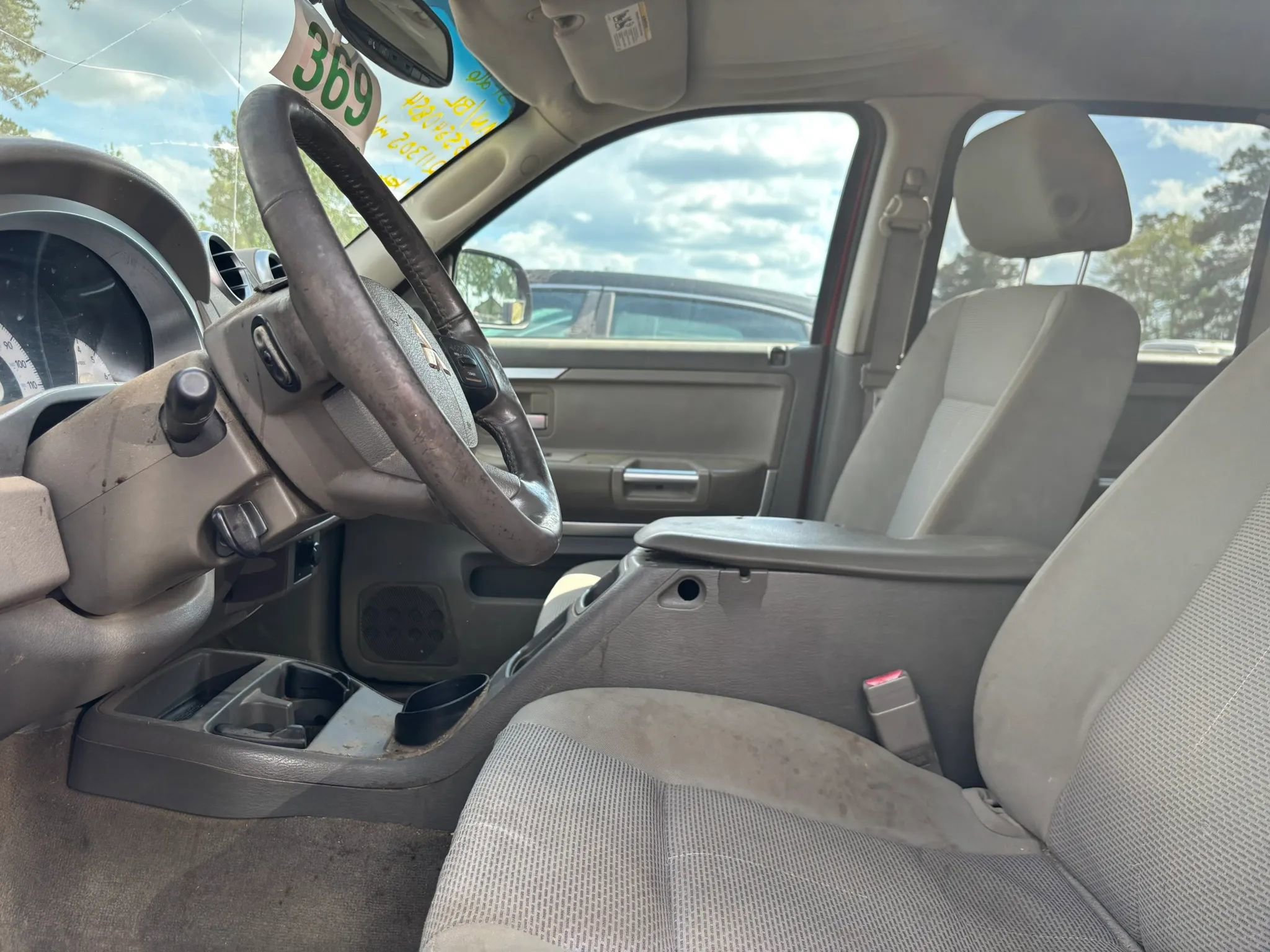 Used 2006 Mitsubishi Raider DuroCross AWD/4WD image 9
