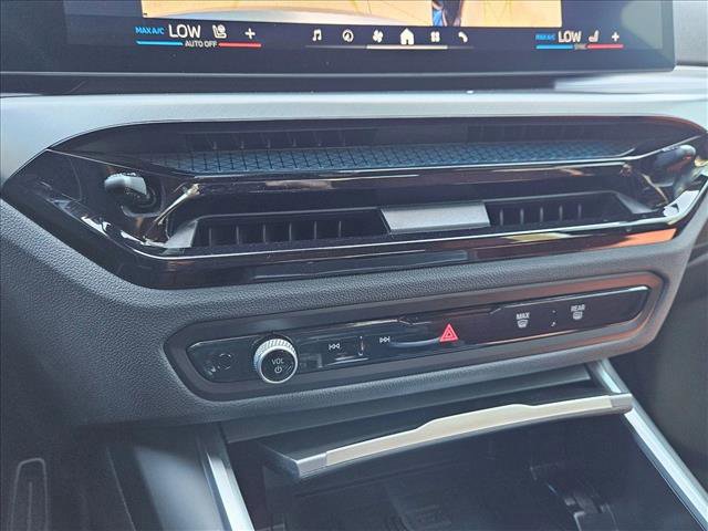 Used 2025 BMW M340i w/ Premium Package image 22