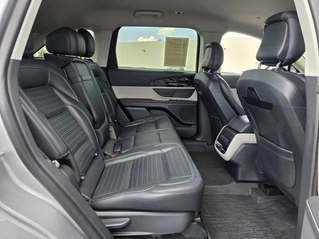 Used 2024 Lincoln Nautilus Reserve image 27