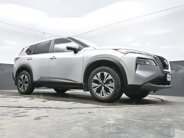 Used 2023 Nissan Rogue SV image 32