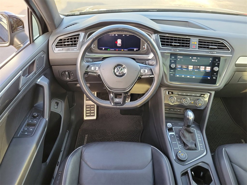 Used 2020 Volkswagen Tiguan SEL Premium R-Line w/ 3rd Row Seat Package image 21