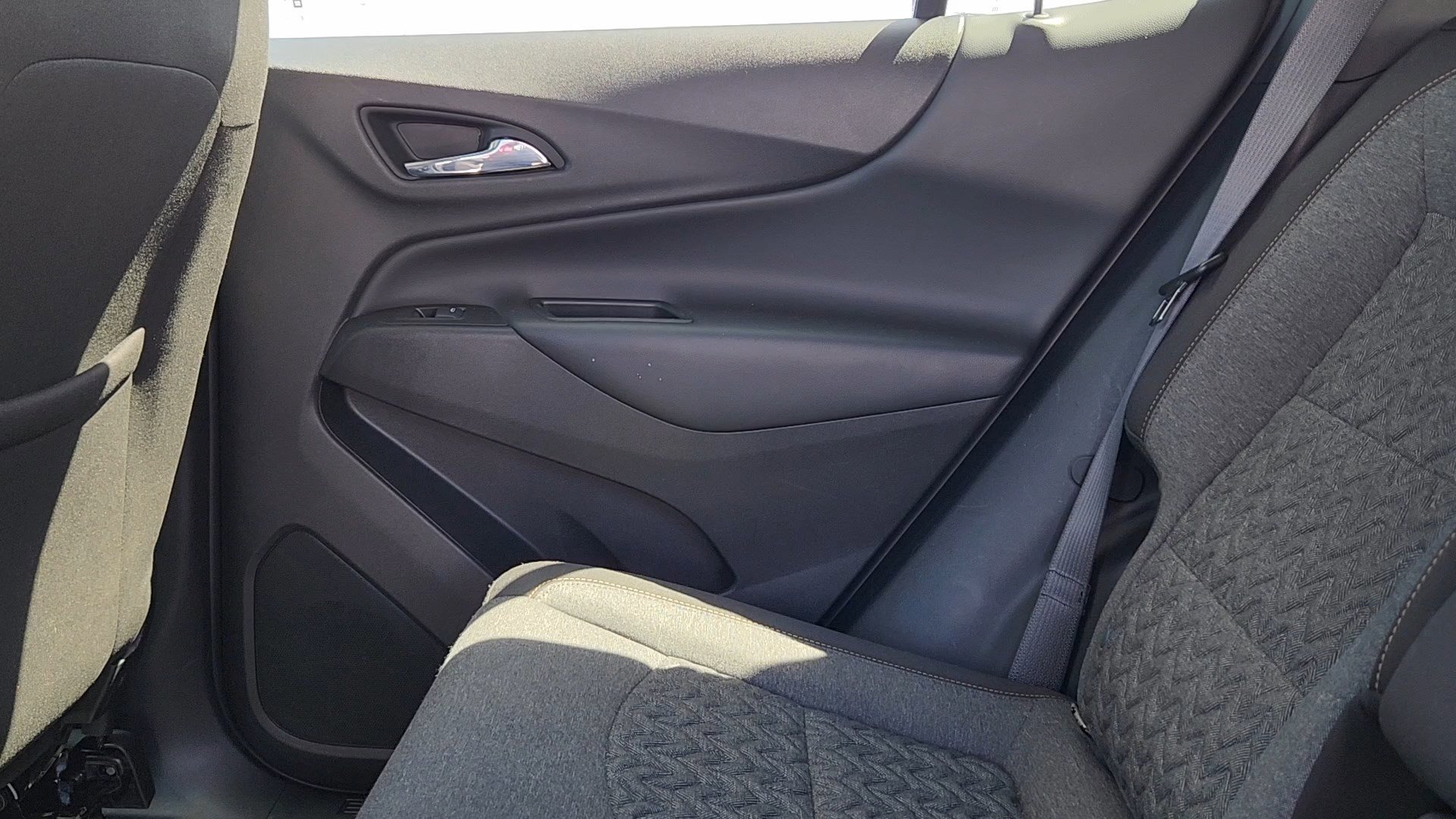 Used 2024 Chevrolet Equinox LT image 16