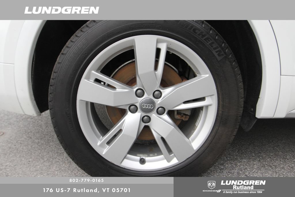 Used 2018 Audi Q5 Premium AWD/4WD image 15